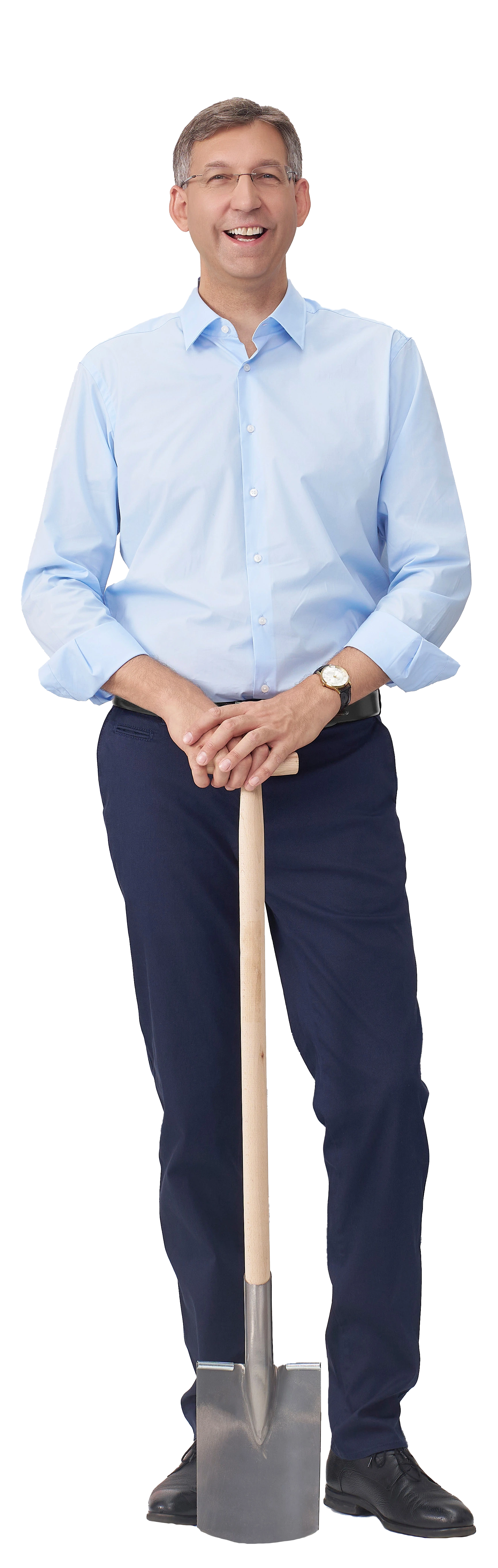 Markus Figl steht mit einem Spaten