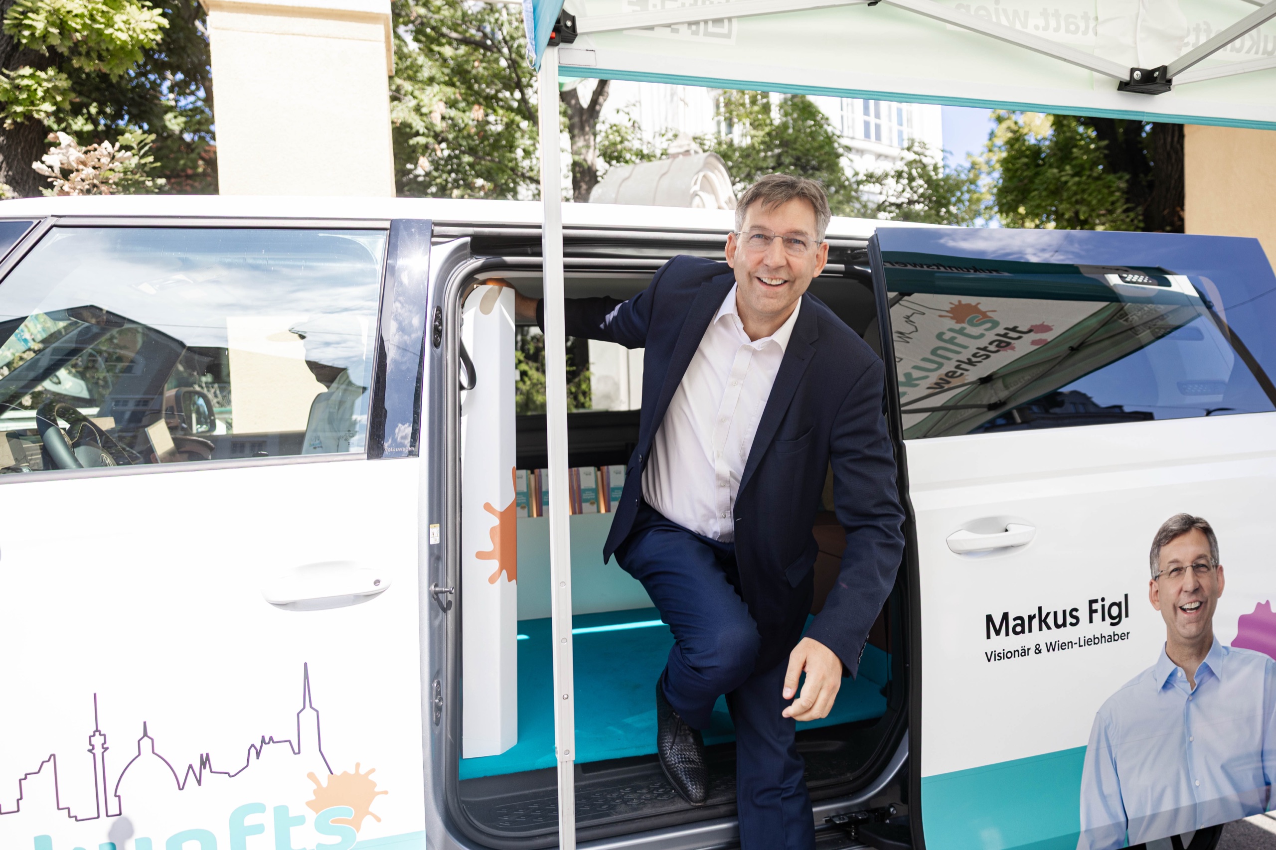 Markus Figl beim Zukunftswerkstatt-Bus